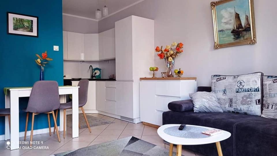 Marina Apartments 科沃布热格 外观 照片